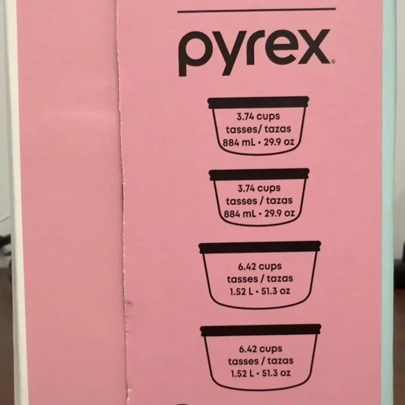 Hello Kitty Pyrex 8-Piece Storage Set - Picture 8 of 9